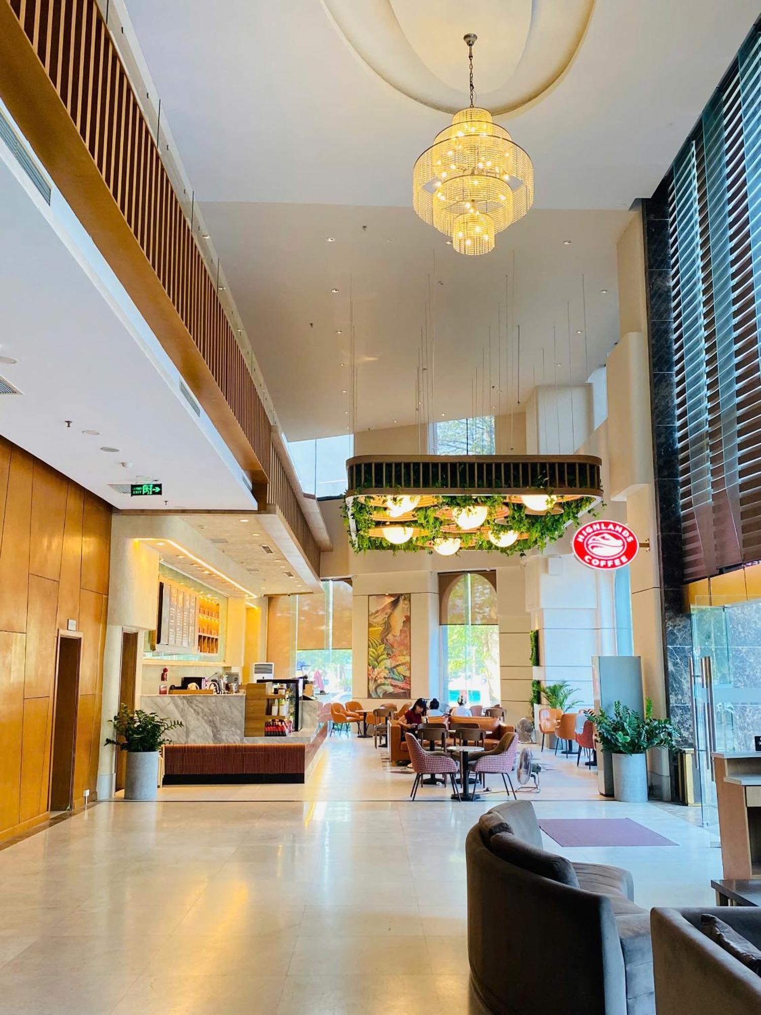 Muong Thanh Cua Dong Hotel Vinh Exterior foto